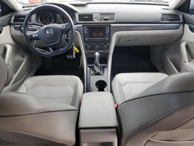 2017 VOLKSWAGEN PASSAT R-L - 1VWDT7A32HC057253