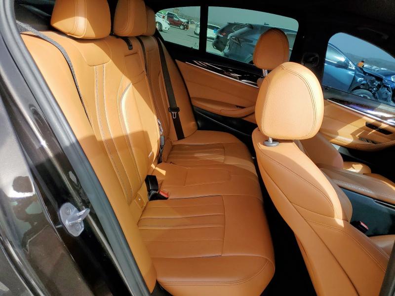 2018 BMW 530XE WBAJB1C56JB084789