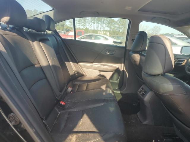 2017 HONDA ACCORD TOU - 1HGCR3F92HA029100