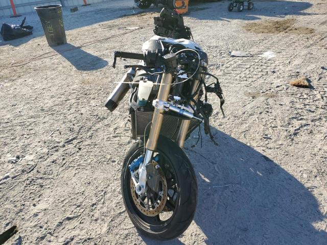BMW S 1000 RR 2024 two tone  gas WB10E6302R6K12485 photo #3