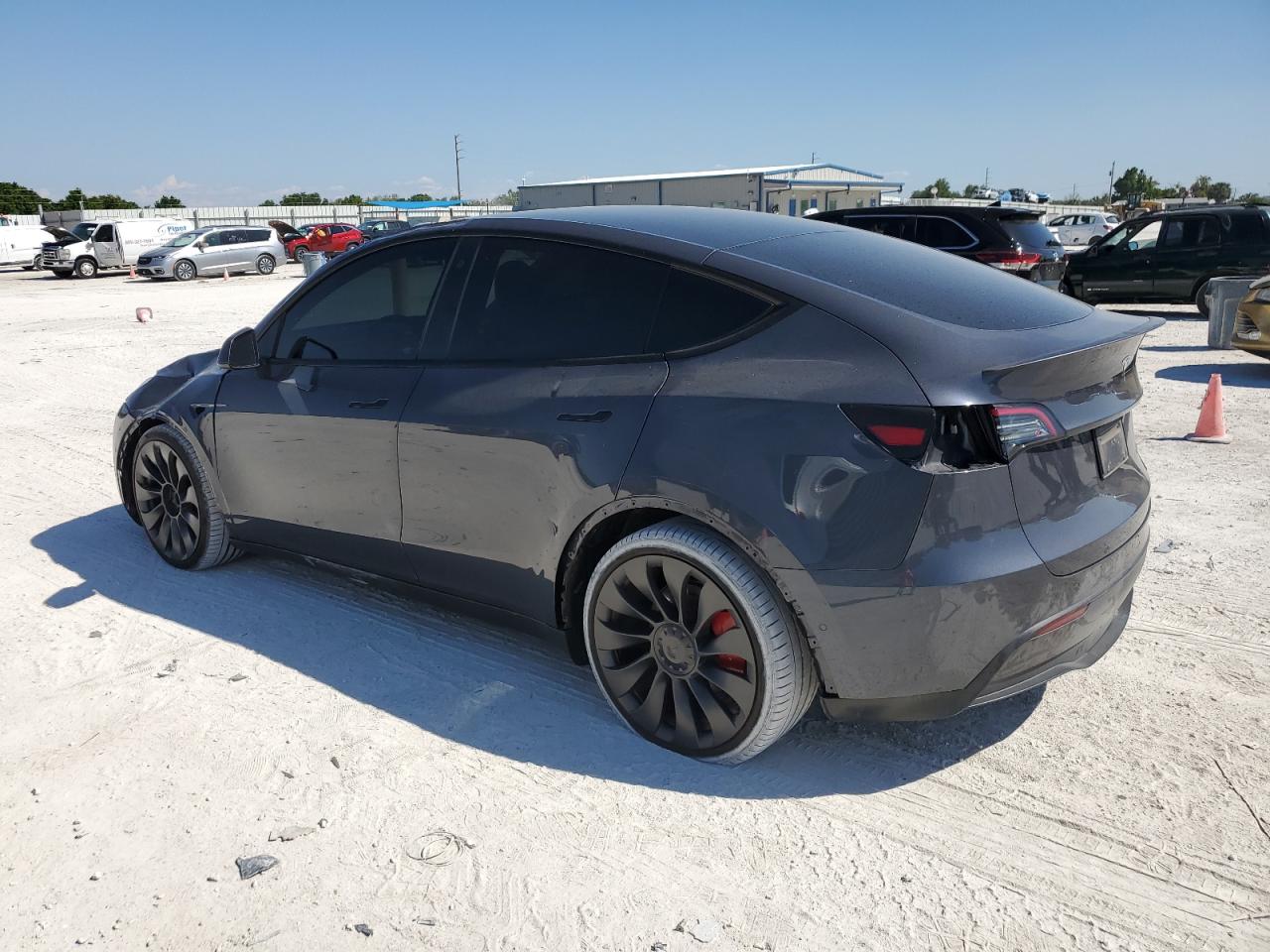 Tesla Model y 2022