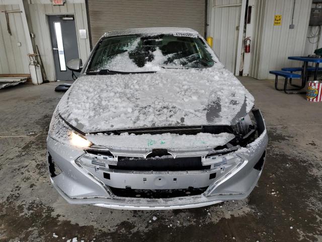2020 HYUNDAI ELANTRA SE - 5NPD84LF0LH519736