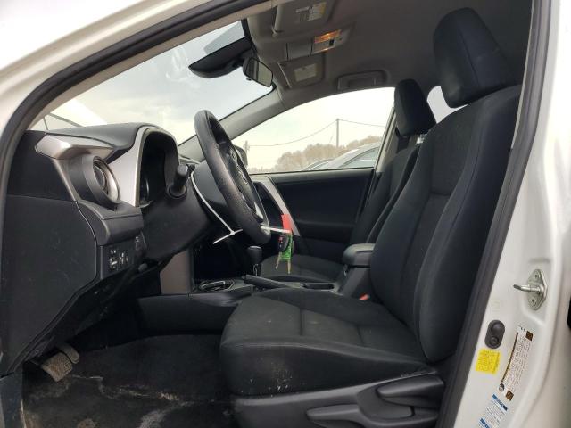 2018 TOYOTA RAV4 LE - JTMBFREV6JJ227432