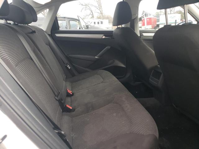 2017 VOLKSWAGEN PASSAT S - 1VWAT7A35HC040188