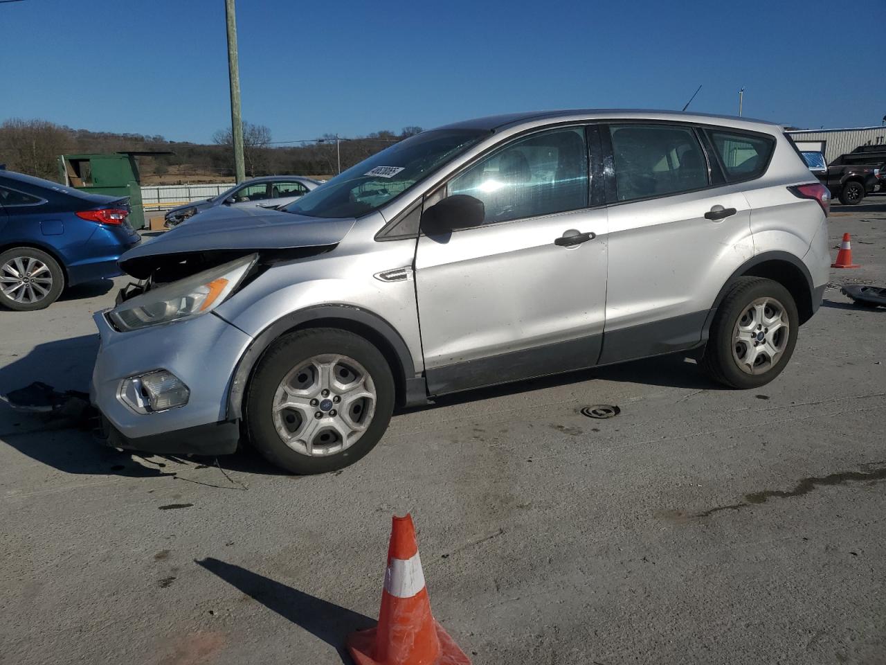 1FMCU0F79HUC37205 FORD ESCAPE S 2017