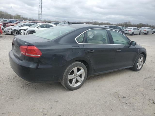 2015 VOLKSWAGEN PASSAT S - 1VWAT7A30FC073578