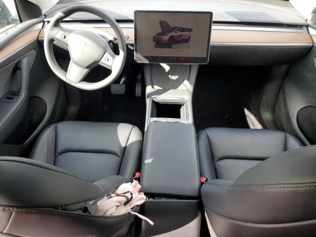 2024 TESLA MODEL Y - 7SAYGAEE1RF107617