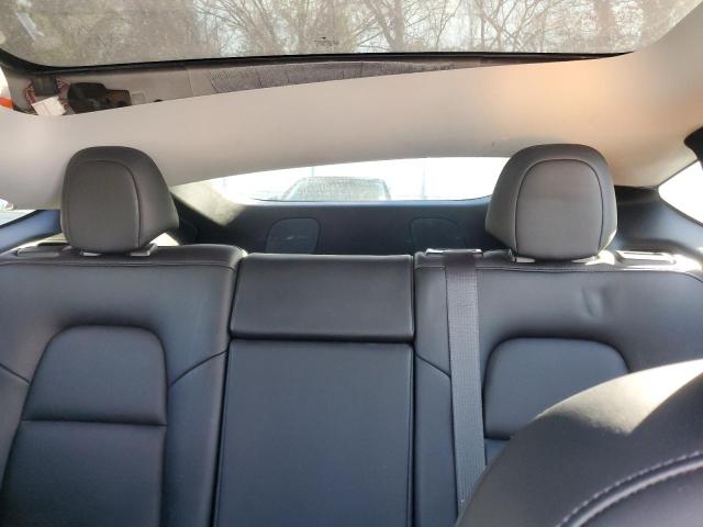 2021 TESLA MODEL Y - 5YJYGDEE4MF208593