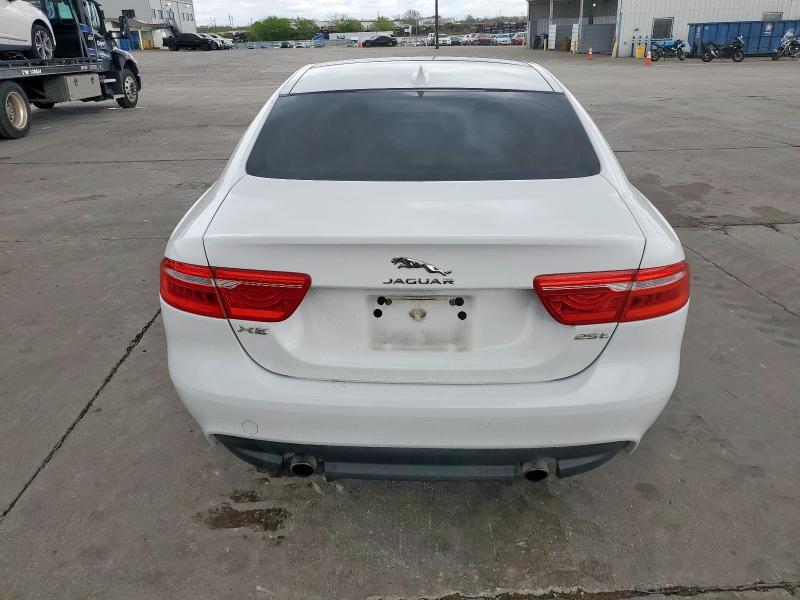2018 JAGUAR XE SAJAR4FX4JCP31280