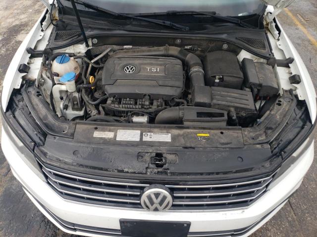 2017 VOLKSWAGEN PASSAT S - 1VWAT7A35HC040188