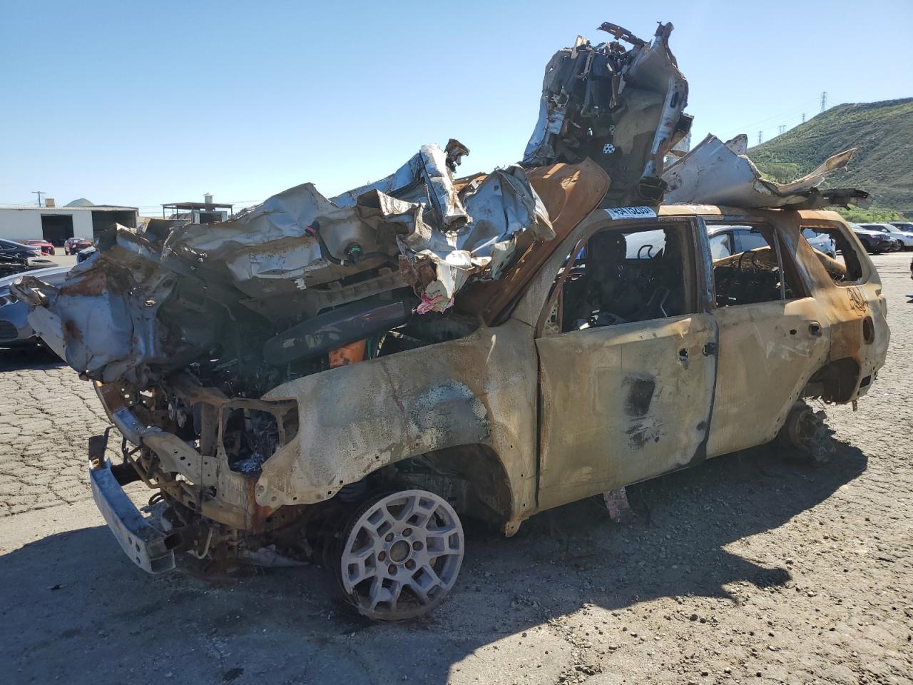 TOYOTA 4RUNNER SE