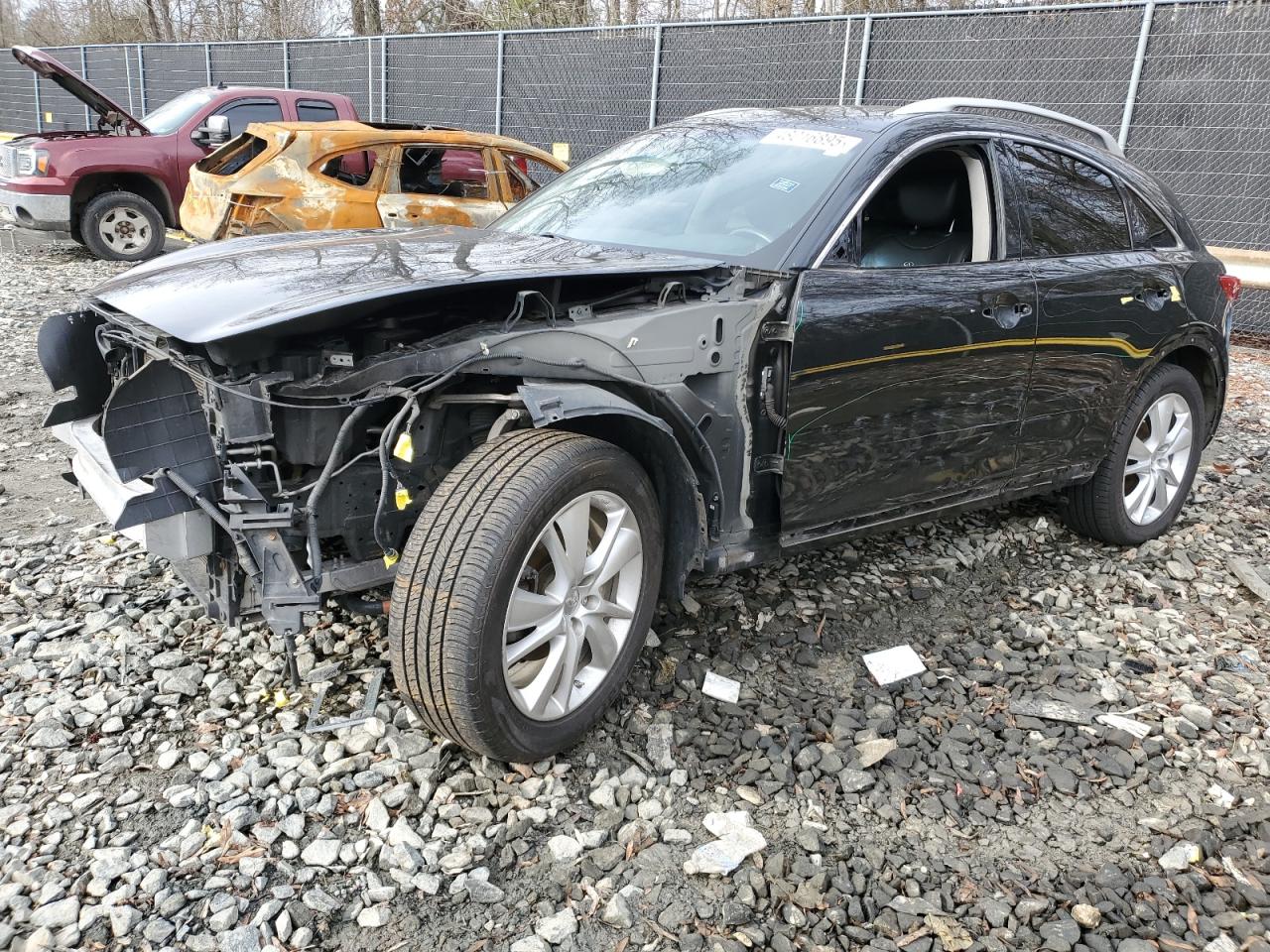 INFINITI QX70