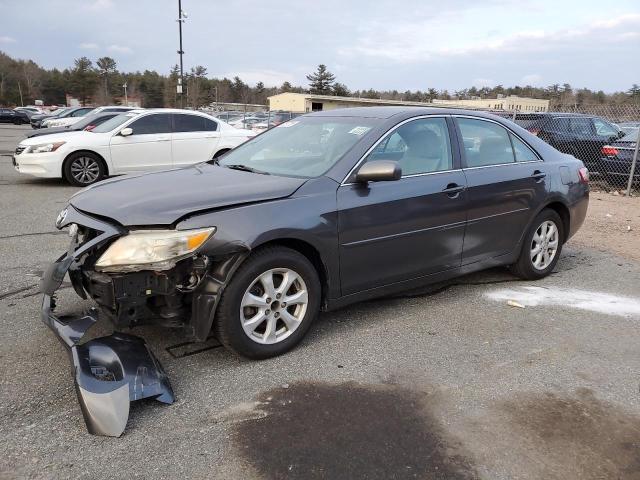 TOYOTA CAMRY BASE
