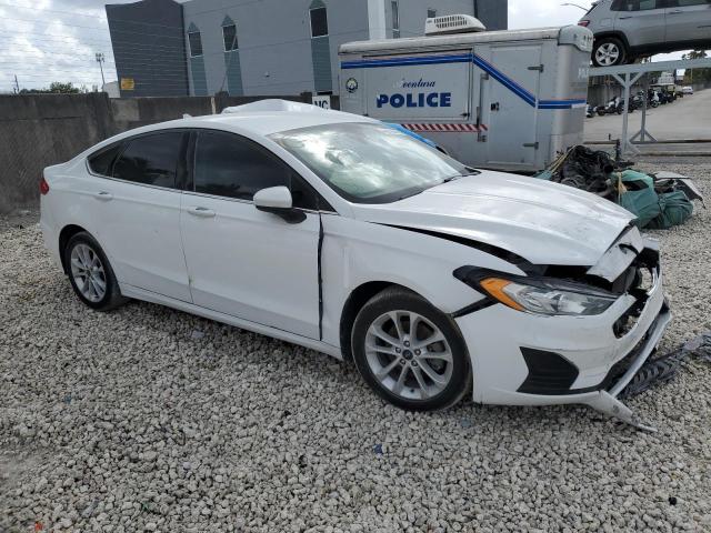 3FA6P0LU6KR152233 Ford Fusion Se 2019