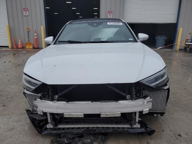 2021 AUDI A8 L WAU8DAF87MN011853