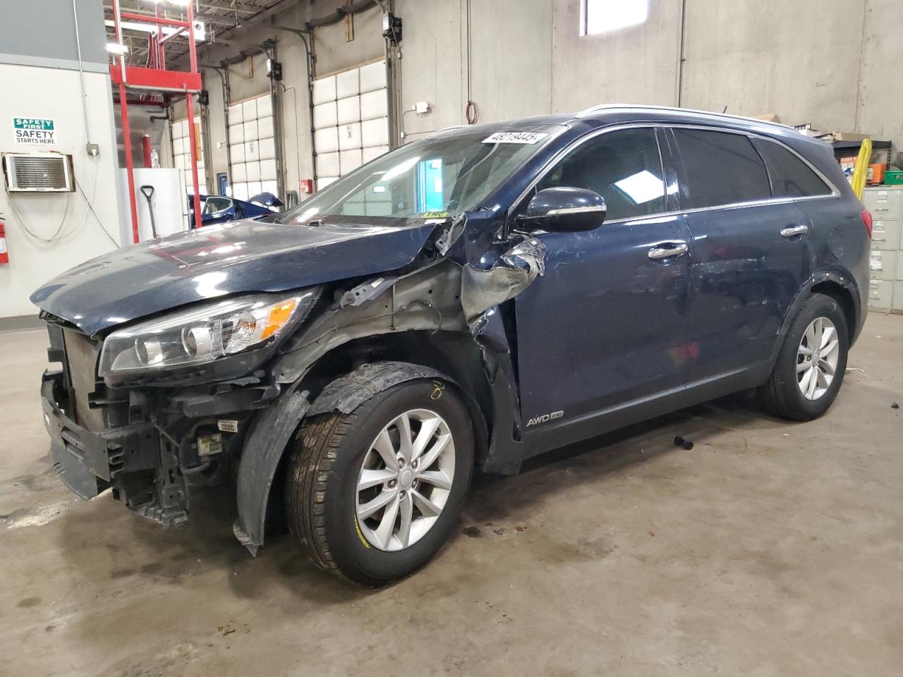 5XYPGDA54HG319807 KIA SORENTO LX 2017