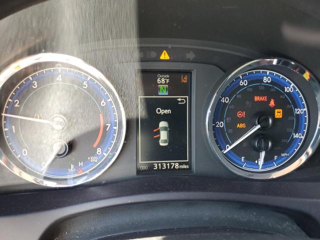 2018 TOYOTA COROLLA L - 5YFBURHE8JP838589