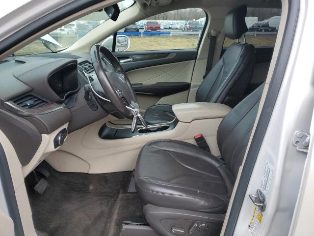 2017 LINCOLN MKC RESERV 5LMTJ3DH4HUL32354