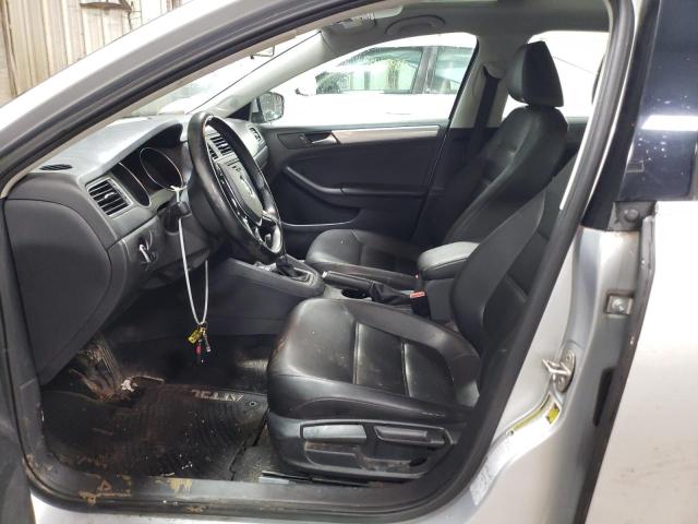 2015 VOLKSWAGEN JETTA SE - 3VWD17AJ5FM300859