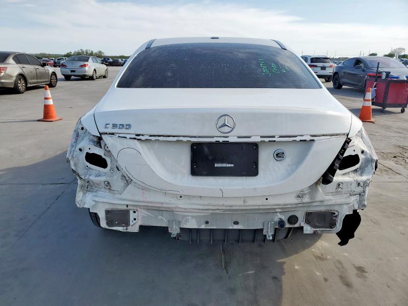 2015 MERCEDES-BENZ C 300 - 55SWF4JB4FU070237