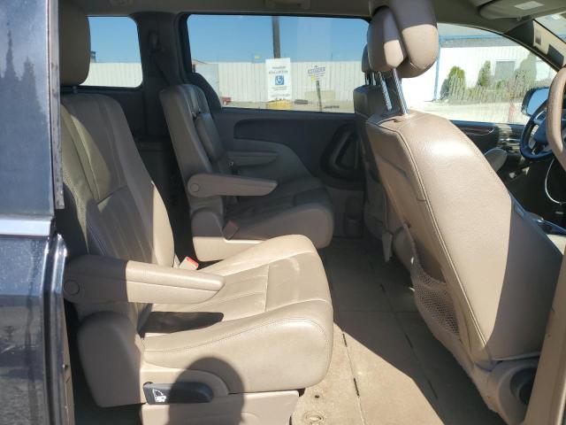 2015 CHRYSLER TOWN & COU - 2C4RC1BG1FR588973