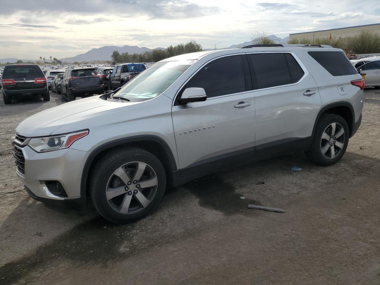 CHEVROLET TRAVERSE LT