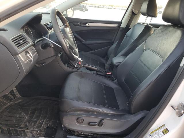 2015 VOLKSWAGEN PASSAT S - 1VWAS7A37FC113853