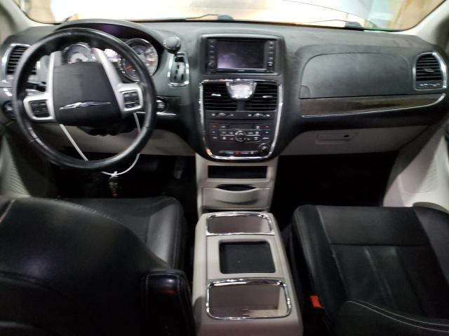 2016 CHRYSLER TOWN & COU - 2C4RC1CGXGR304952