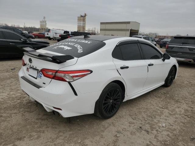 Vin: 4t1g11ak7lu309300, lot: 49799135, toyota camry se 20203