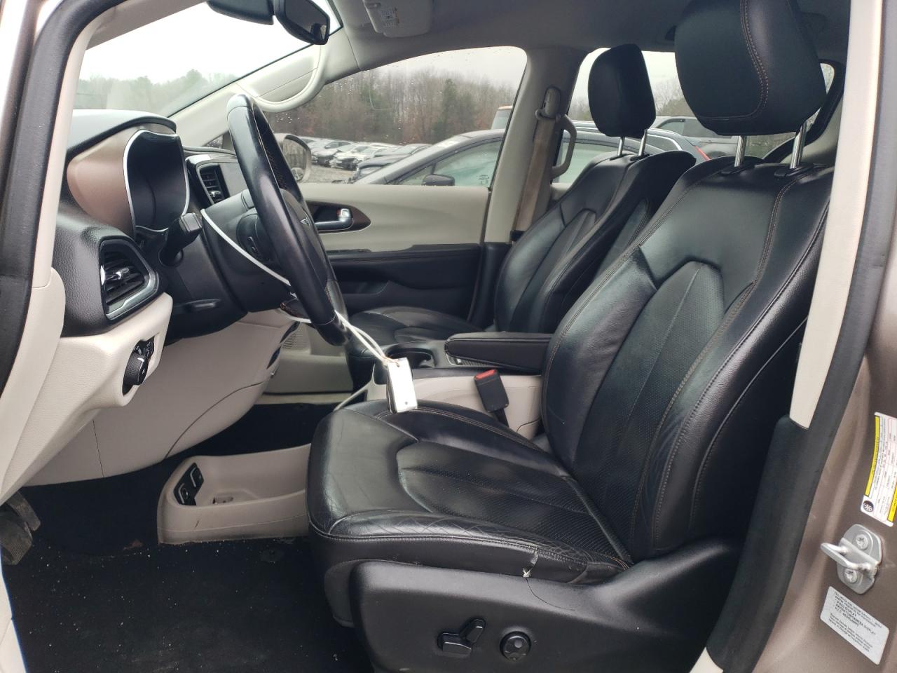 CHRYSLER PACIFICA TOURING L PLUS