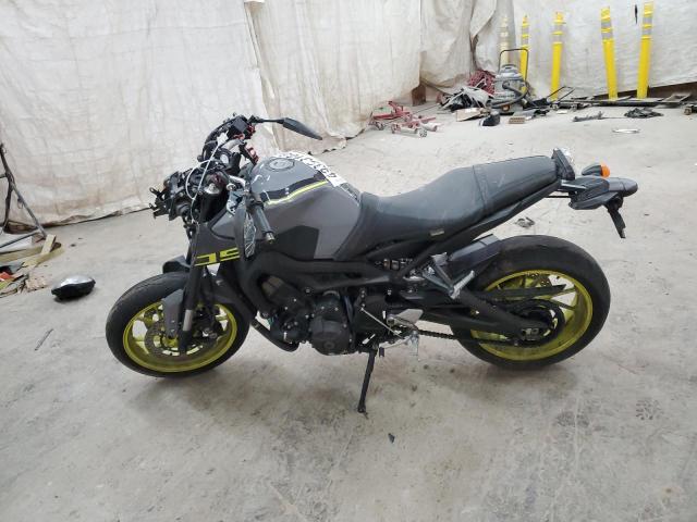 2016 YAMAHA FZ09 JYARN33E5GA011514