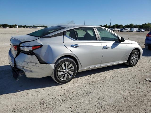 Vin: 1n4bl4bv1rn340652, lot: 49829435, nissan altima s 20243