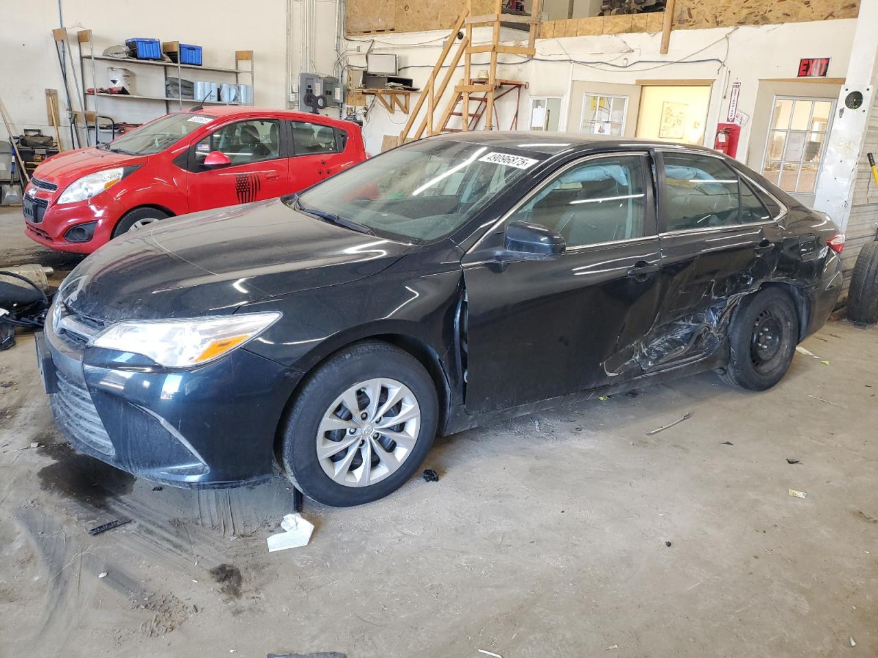 TOYOTA CAMRY LE