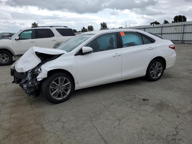 Vin: 4t1bf1fkxgu203109, lot: 50616645, toyota camry le 2016 img_1