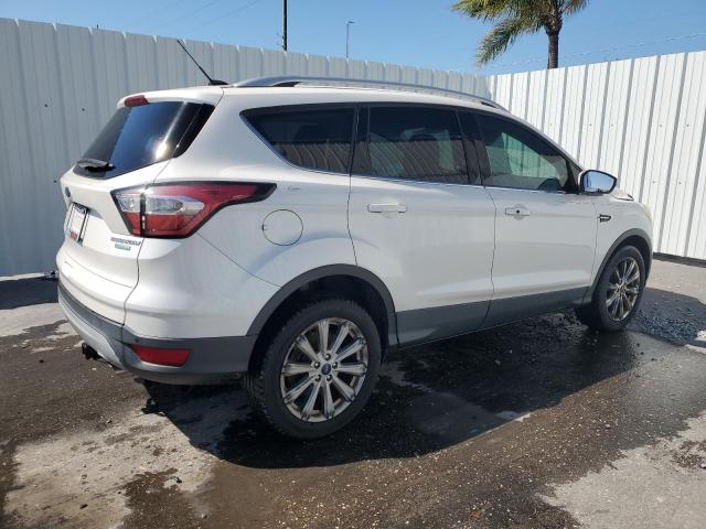 Vin: 1fmcu0jd6huf02644, lot: 49311395, ford escape titanium 20173
