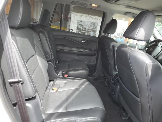 2017 HONDA PILOT ELIT - 5FNYF6H09HB019359