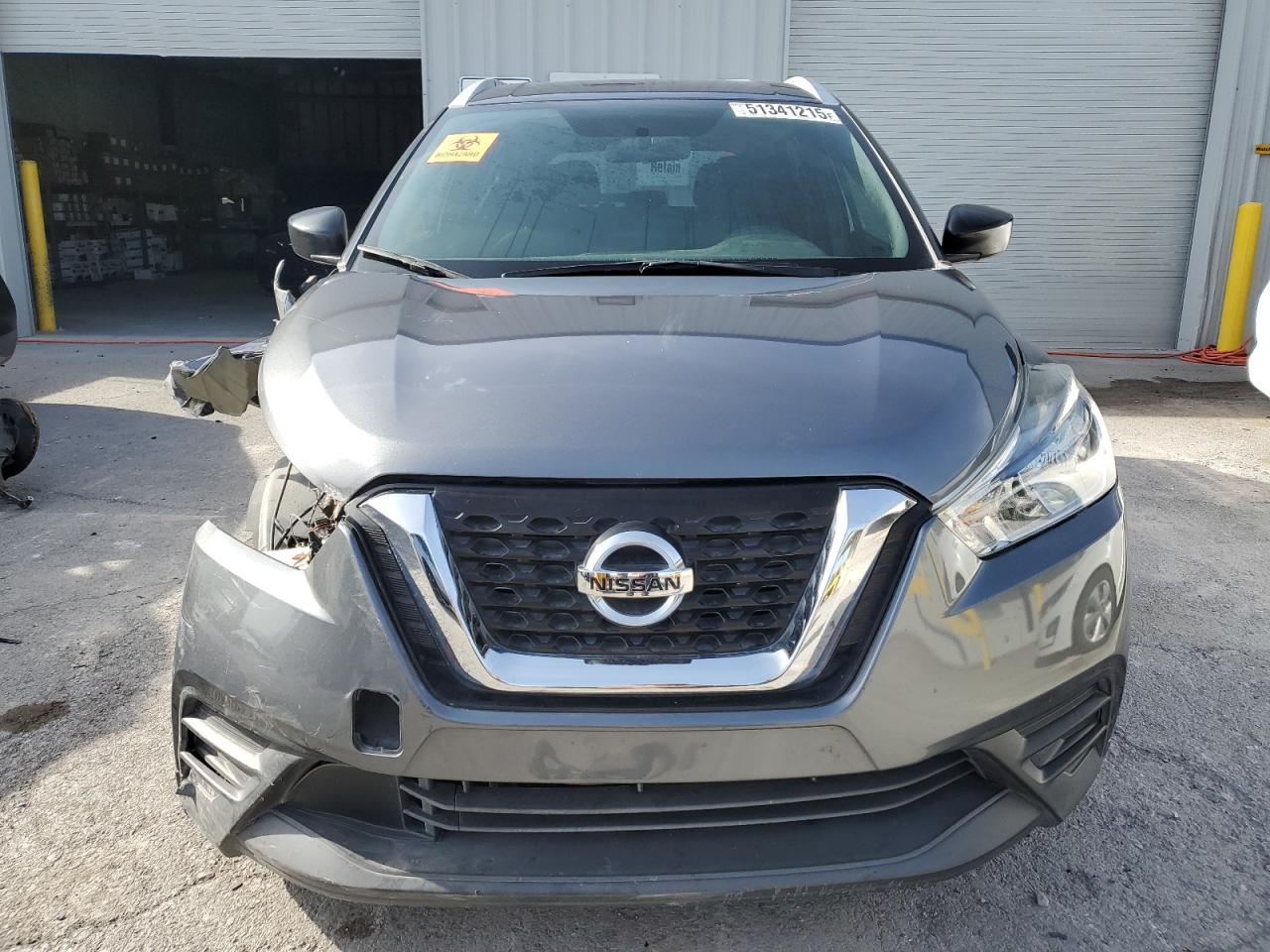 NISSAN KICKS S