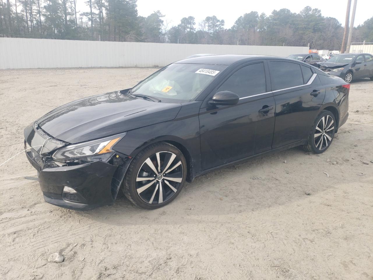NISSAN ALTIMA SR