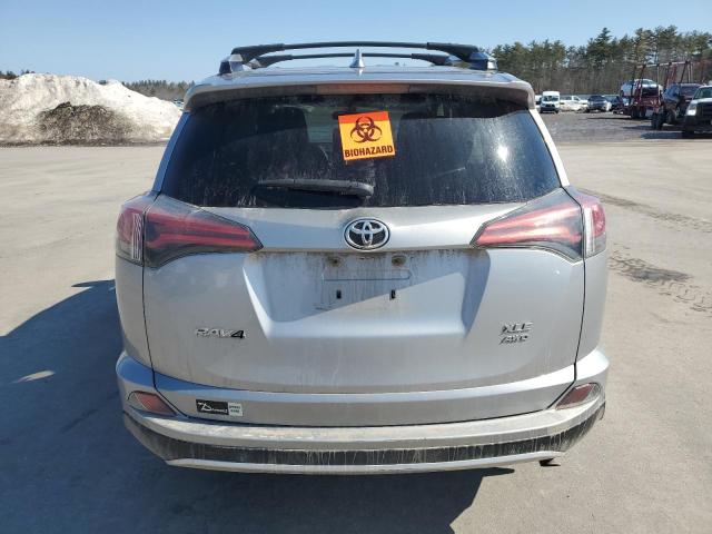 2016 TOYOTA RAV4 XLE - 2T3RFREV0GW509039