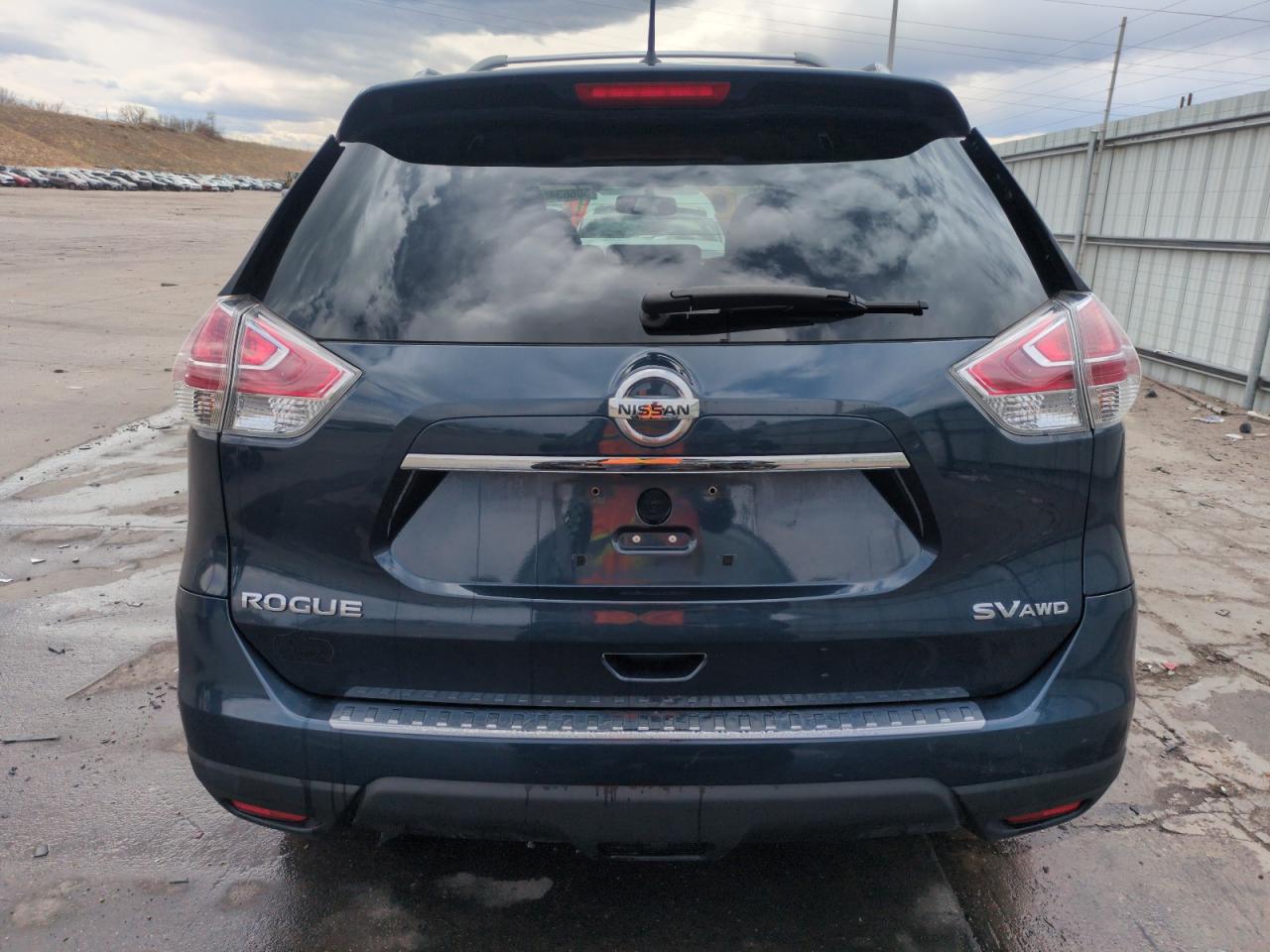 Nissan Rogue s 2016