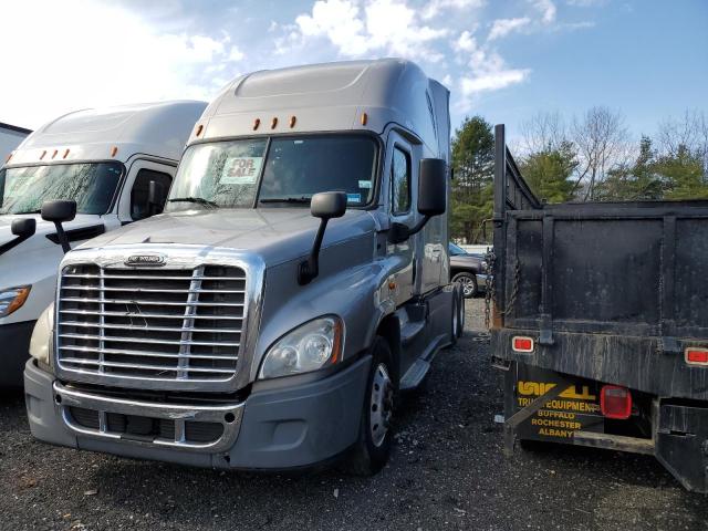 FREIGHTLINER CASCADIA 1 2017 gray tractor diesel 3AKJGLDR9HSHF1047 photo #3