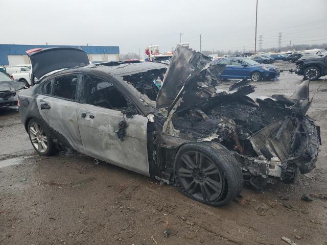 2019 JAGUAR XE SAJAR4FX4KCP51773