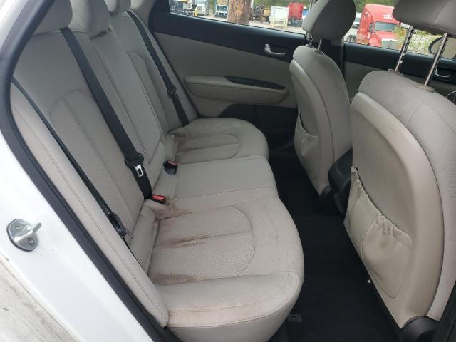 2016 KIA OPTIMA LX - 5XXGT4L35GG050405