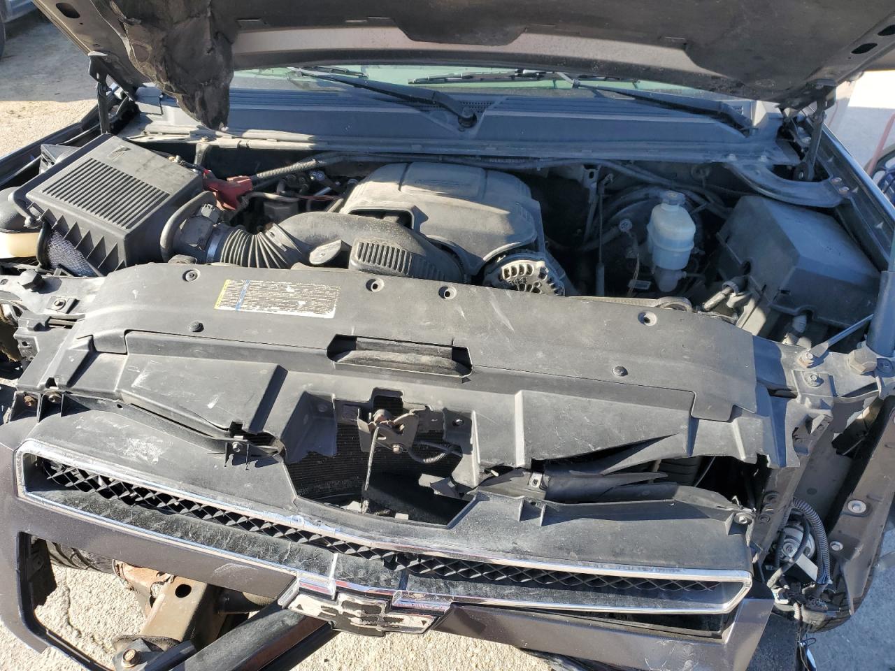 CHEVROLET TAHOE C1500 LT