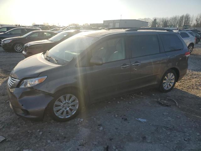 TOYOTA SIENNA XLE