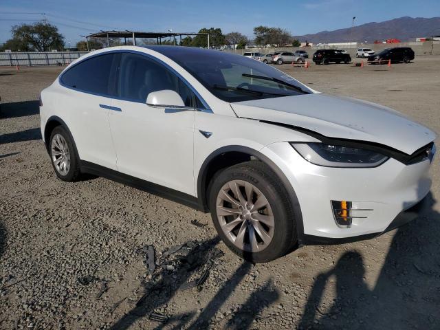 Vin: 5yjxcae20jf140512, lot: 49513565, tesla model x 20184