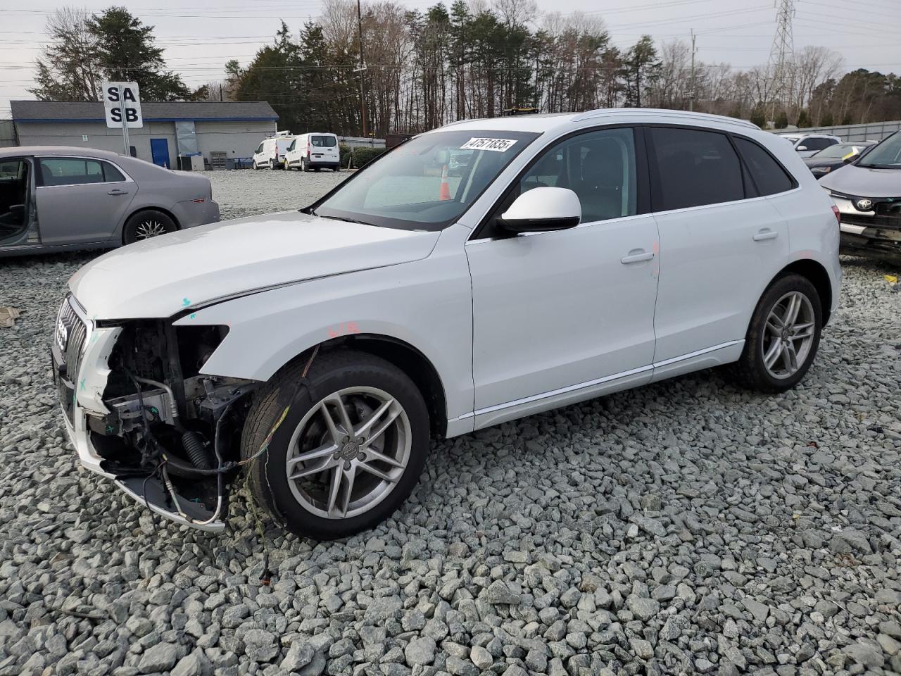AUDI Q5 PREMIUM PLUS