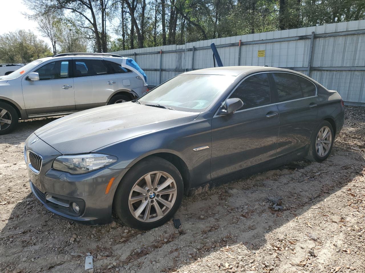 BMW 528 i 2016 фото - 1 BMW 528 i 2016