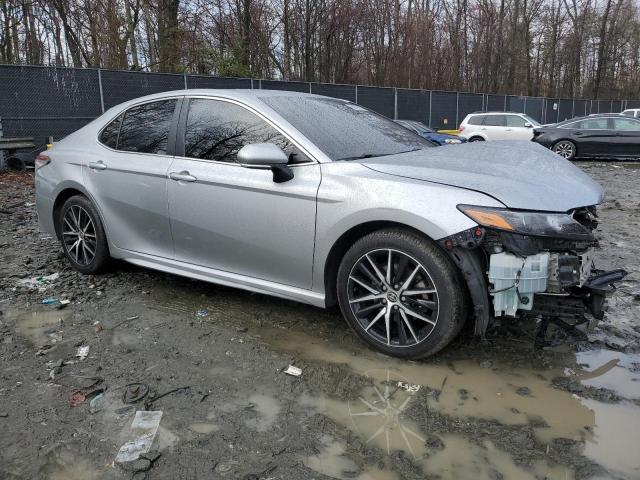 2022 TOYOTA CAMRY SE 4T1G11AK8NU711541