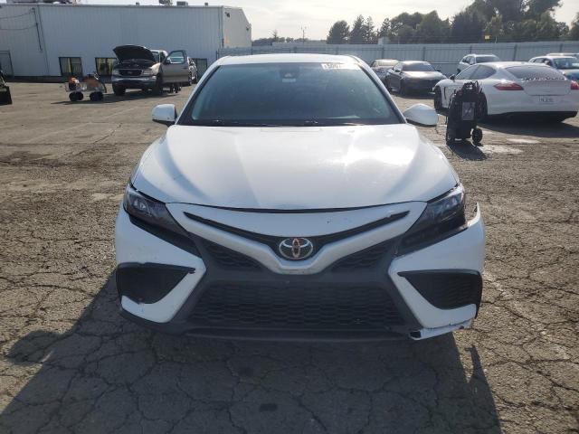 2021 TOYOTA CAMRY SE - 4T1G11AK3MU432187